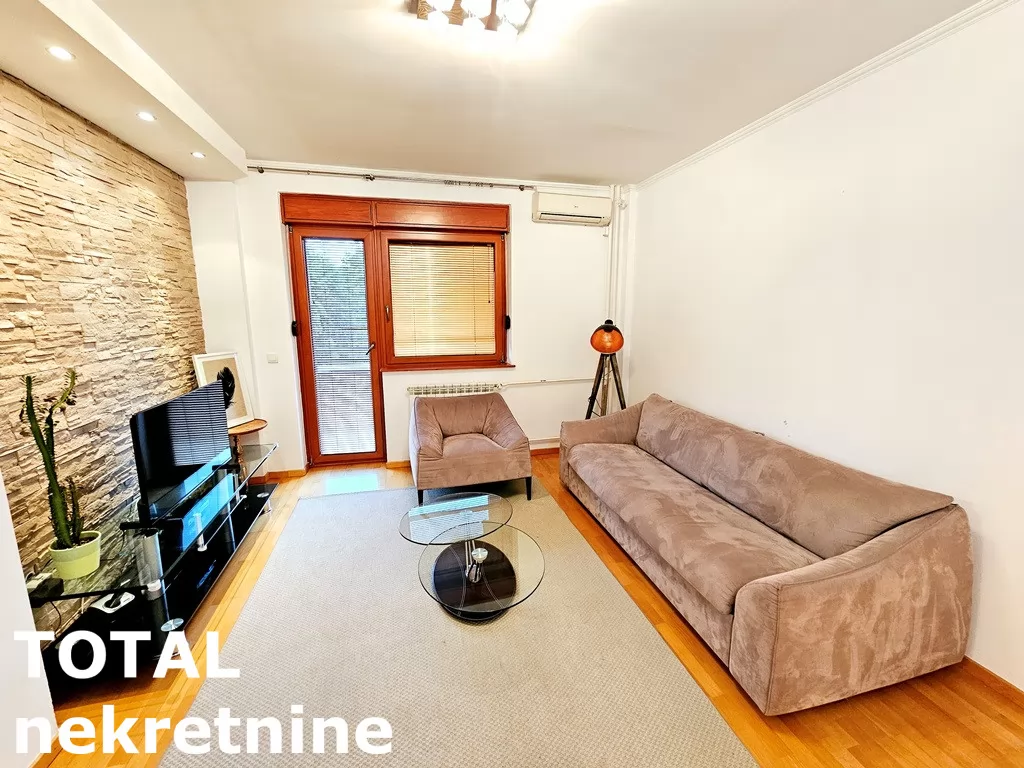 Stan,NOVI SAD,CENTAR,kv: 56.00, € 220000, ID: 1101299 3