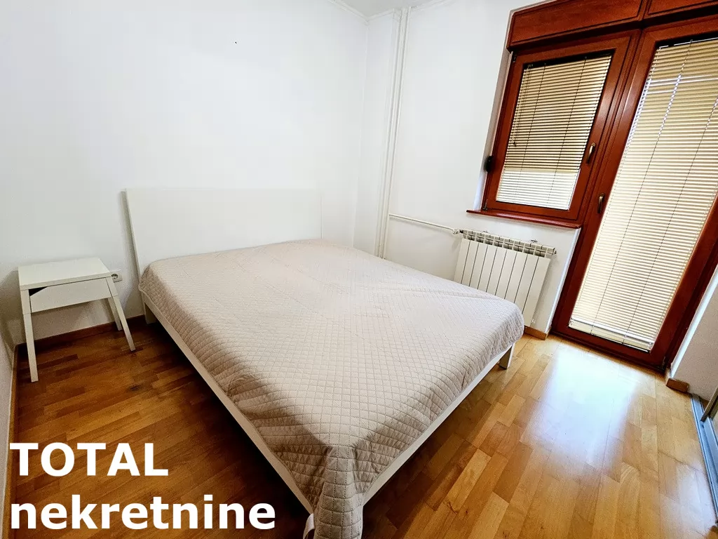 Stan,NOVI SAD,CENTAR,kv: 56.00, € 220000, ID: 1101299 5