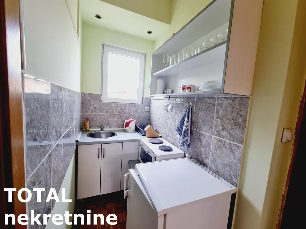 Stan,NOVI SAD,CENTAR,kv: 58.00, € 144200, ID: 1100504 10