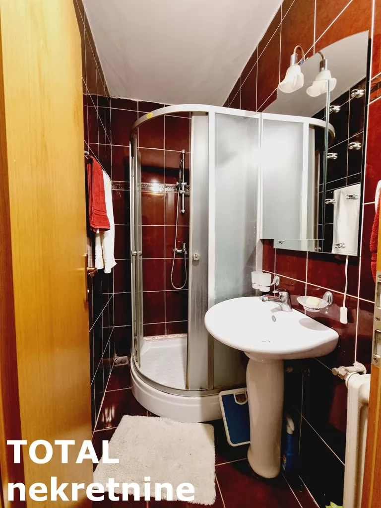 Stan,NOVI SAD,CENTAR,kv: 58.00, € 144200, ID: 1100504 16