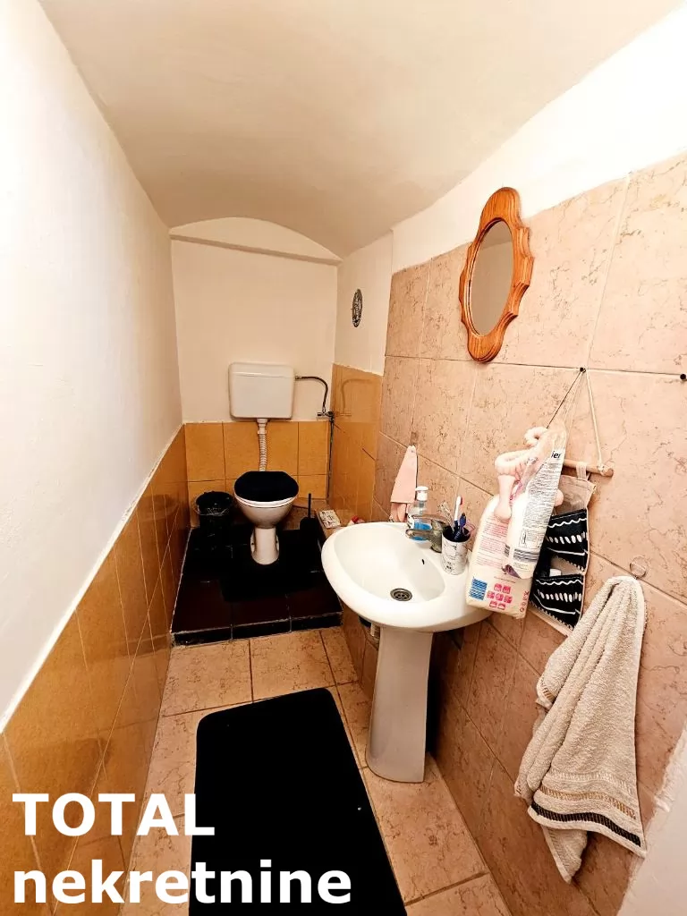 Stan,NOVI SAD,CENTAR,kv: 58.00, € 179800, ID: 1100460 13