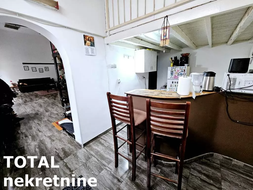 Stan,NOVI SAD,CENTAR,kv: 58.00, € 179800, ID: 1100460 6