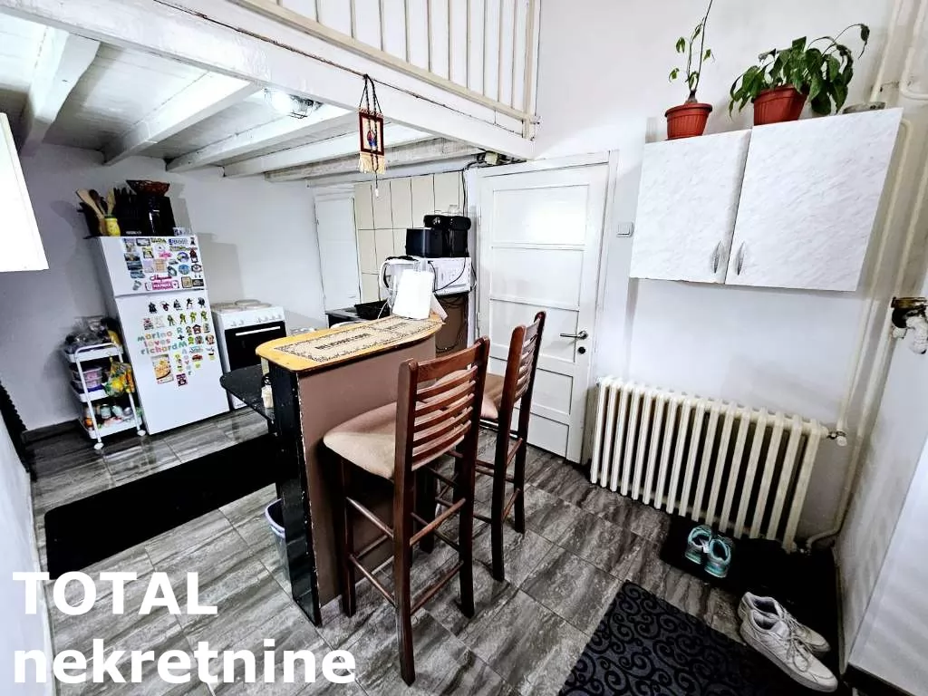 Stan,NOVI SAD,CENTAR,kv: 58.00, € 179800, ID: 1100460 7