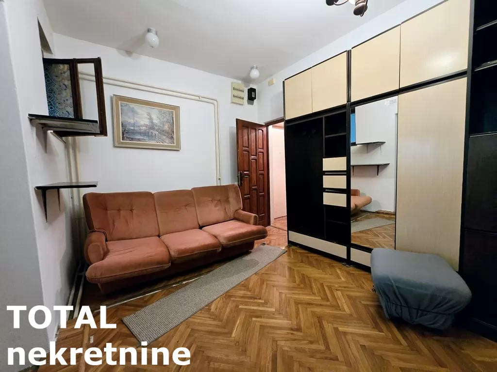 Stan,NOVI SAD,CENTAR,kv: 74.00, € 178000, ID: 1100927 9