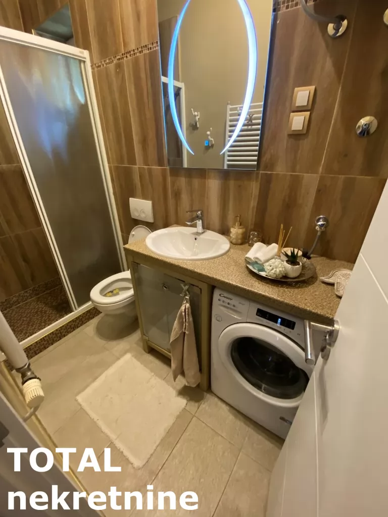 Stan,NOVI SAD,CENTAR,kv: 60.00, € 257500, ID: 1100981 11