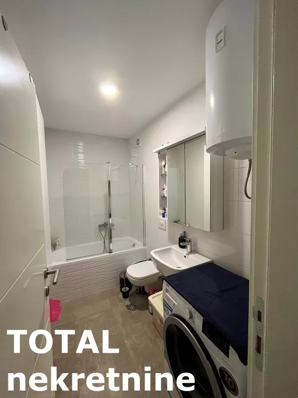 Stan,NOVI SAD,CENTAR,kv: 62.00, € 205000, ID: 1098806 8