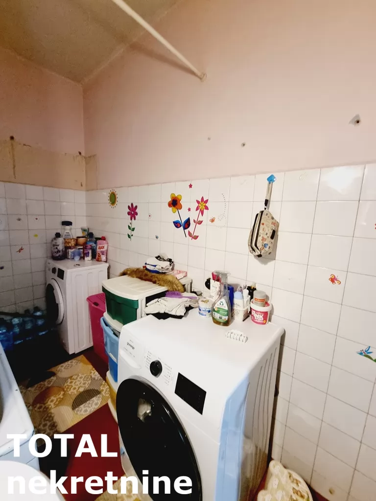 Stan,NOVI SAD,CENTAR,kv: 63.00, € 180000, ID: 1100011 8