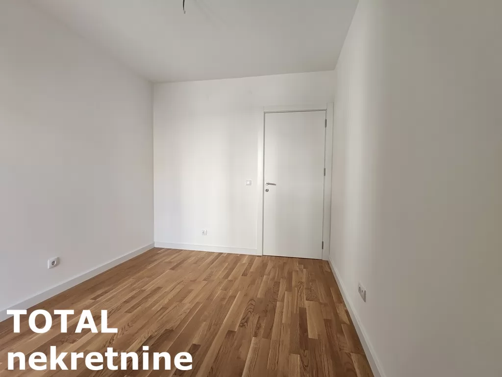 Stan,NOVI SAD,CENTAR,kv: 63.00, € 195300, ID: 1101212 12