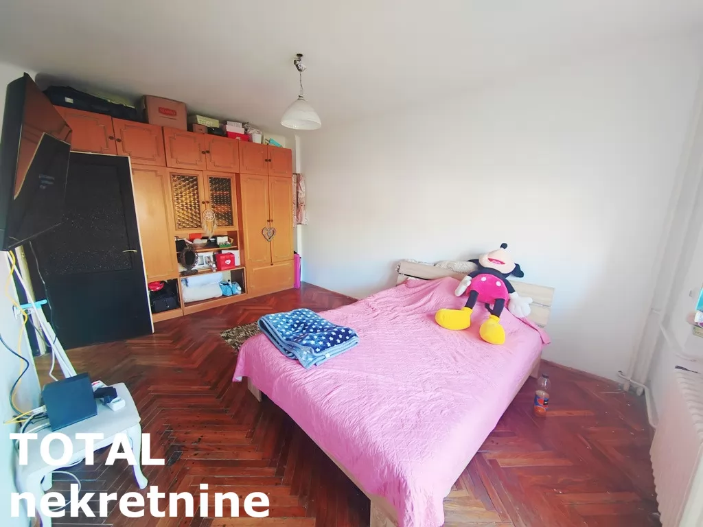 Stan,NOVI SAD,CENTAR,kv: 63.00, € 200000, ID: 1097948 8