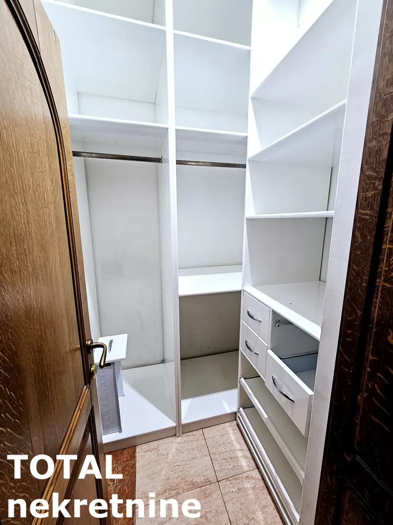 Stan,NOVI SAD,CENTAR,kv: 64.00, € 220000, ID: 1101459 17