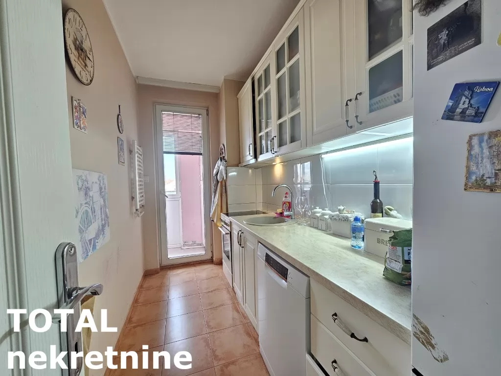 Stan,NOVI SAD,CENTAR,kv: 70.00, € 216300, ID: 1100294 10