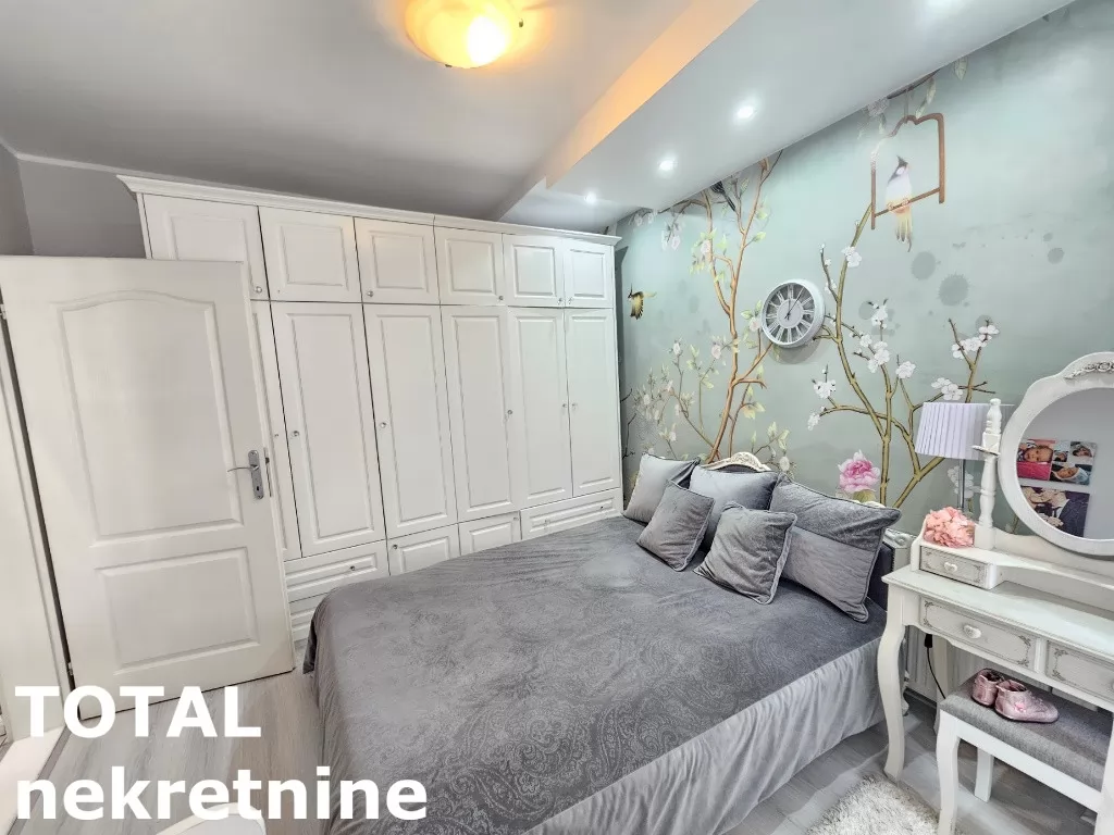 Stan,NOVI SAD,CENTAR,kv: 70.00, € 216300, ID: 1100294 6