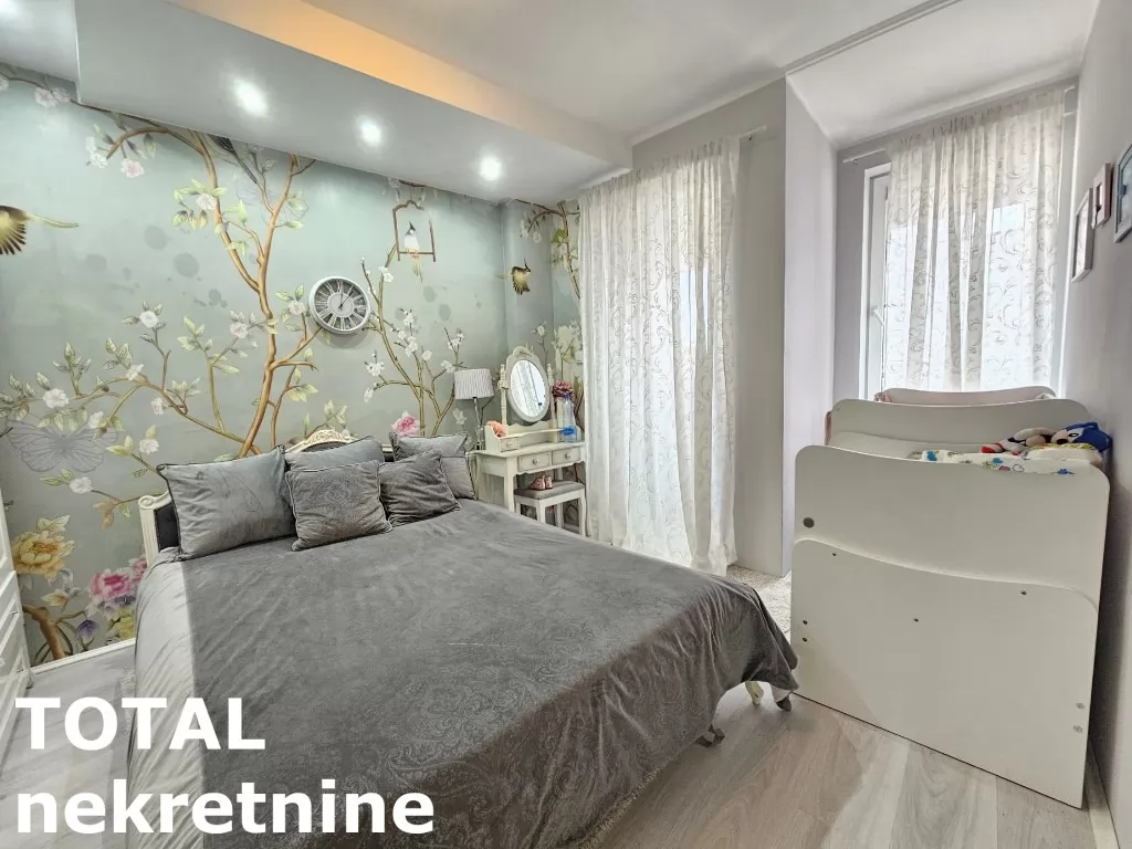 Stan,NOVI SAD,CENTAR,kv: 70.00, € 216300, ID: 1100294 7