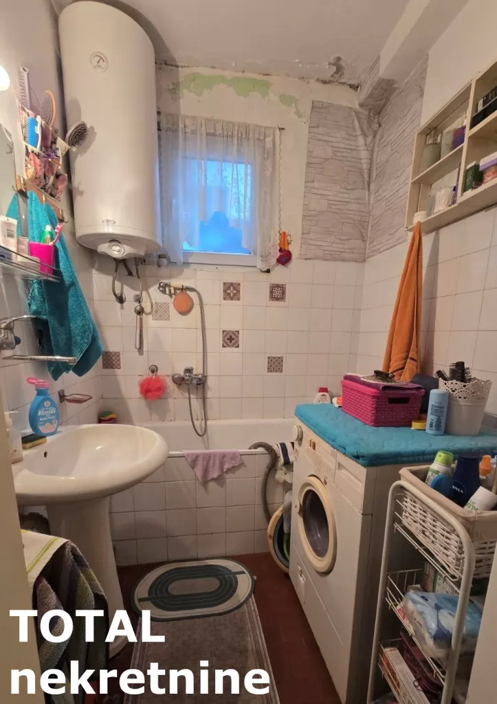 Stan,NOVI SAD,CENTAR,kv: 71.00, € 172660, ID: 1100911 13