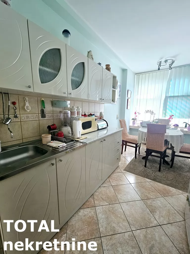 Stan,NOVI SAD,CENTAR,kv: 71.00, € 172660, ID: 1100911 6