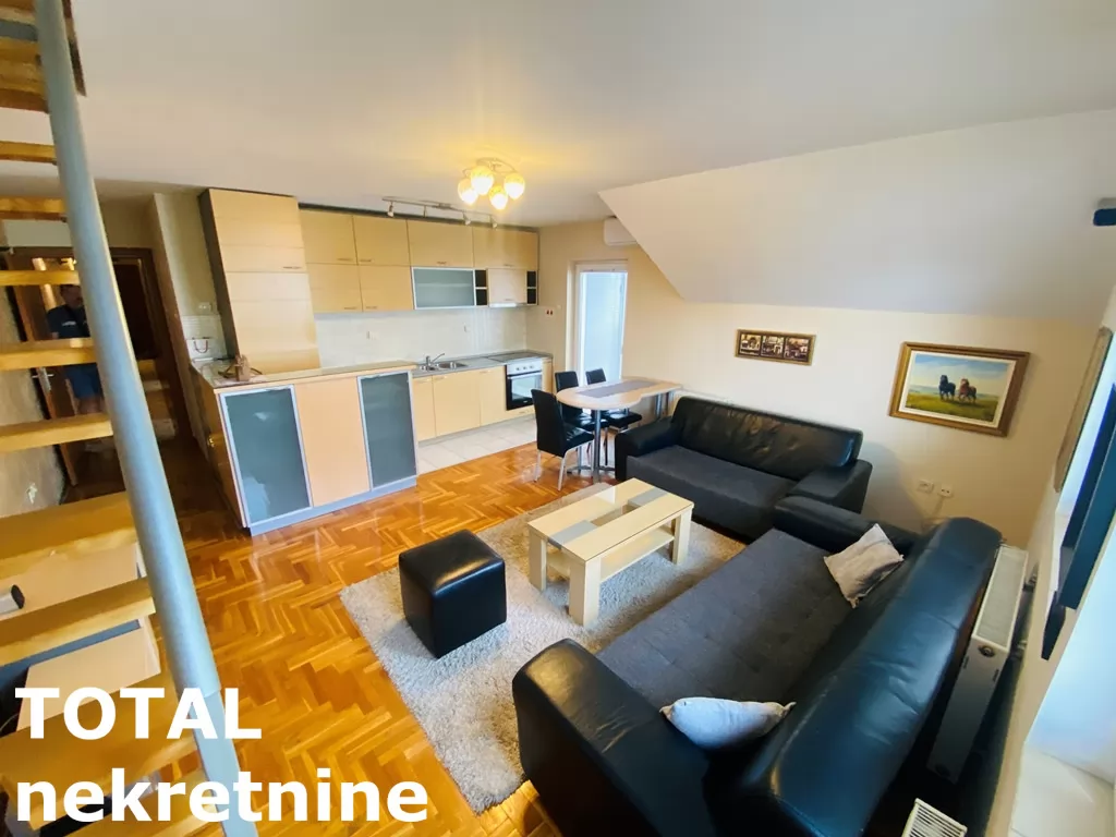 Stan,NOVI SAD,CENTAR,kv: 71.00, € 180250, ID: 1098622 1