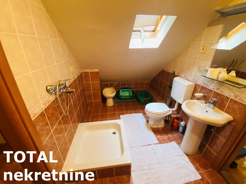 Stan,NOVI SAD,CENTAR,kv: 71.00, € 180250, ID: 1098622 18