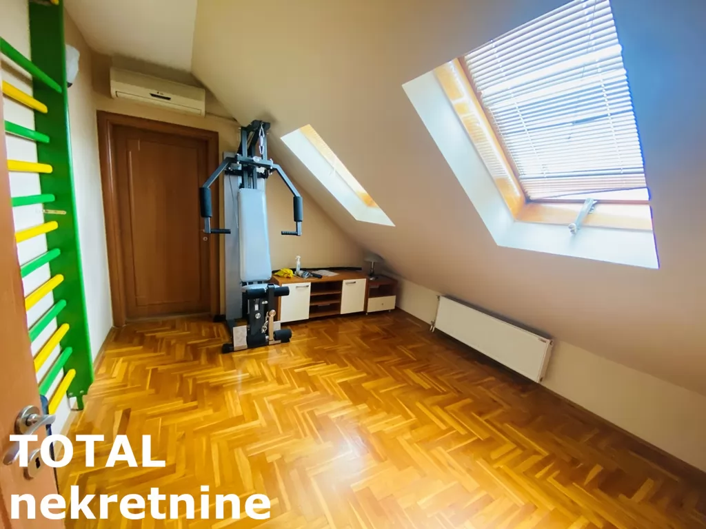 Stan,NOVI SAD,CENTAR,kv: 71.00, € 180250, ID: 1098622 20