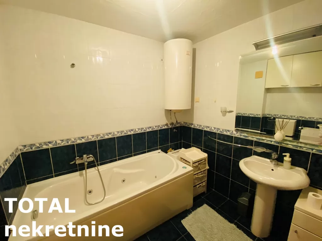 Stan,NOVI SAD,CENTAR,kv: 71.00, € 180250, ID: 1098622 26