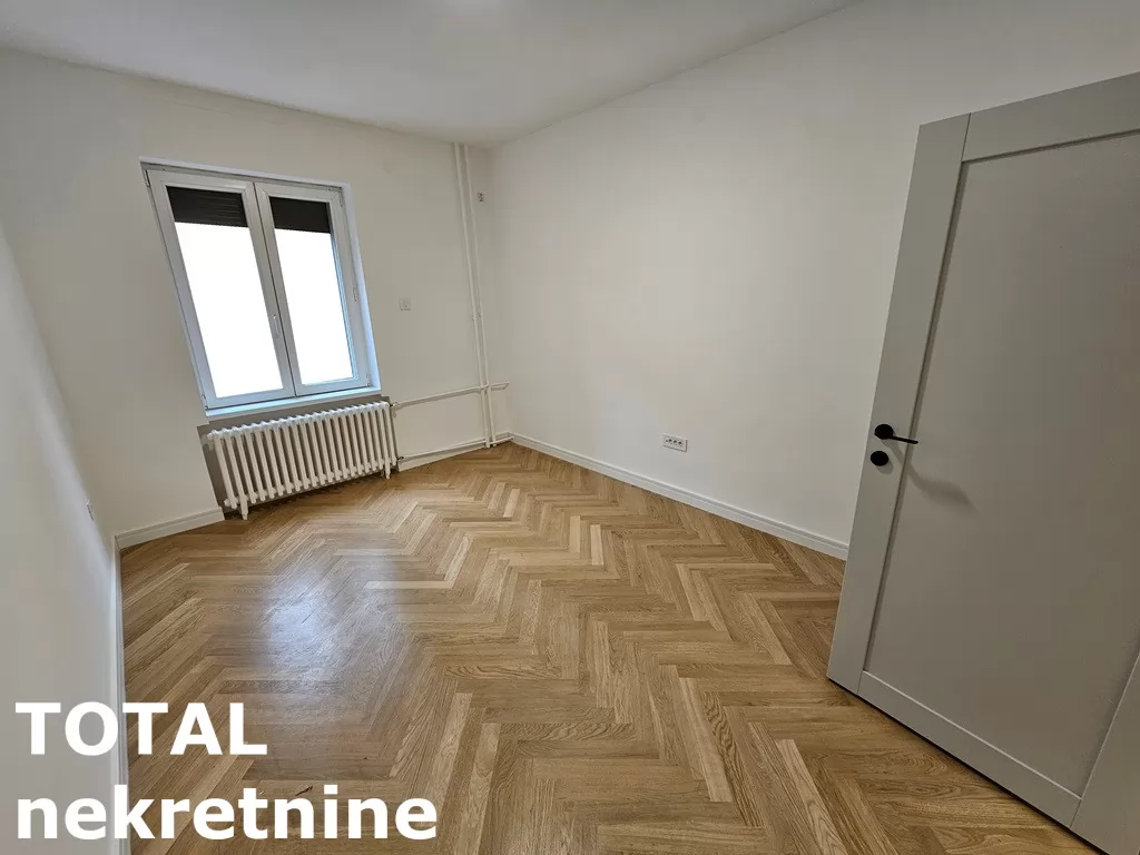 Stan,NOVI SAD,CENTAR,kv: 75.00, € 262500, ID: 1100350 8