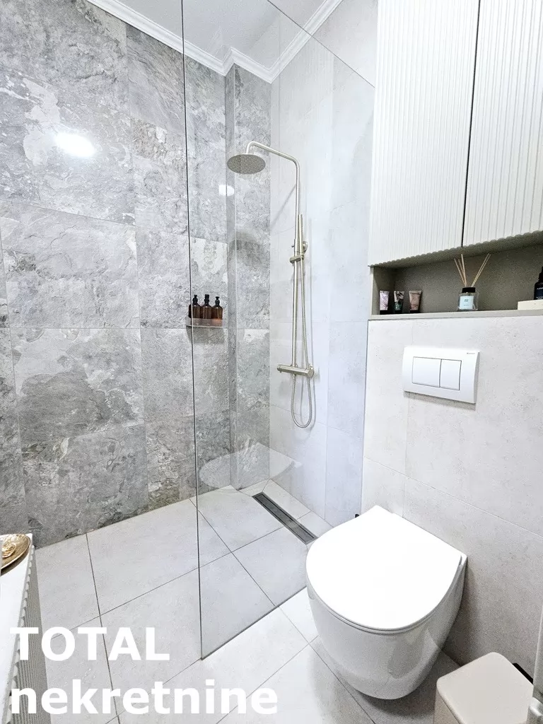 Stan,NOVI SAD,CENTAR,kv: 78.00, € 230000, ID: 1100979 14