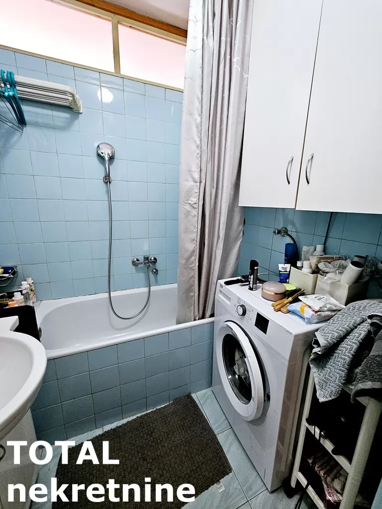 Stan,NOVI SAD,CENTAR,kv: 80.00, € 240000, ID: 1100688 16