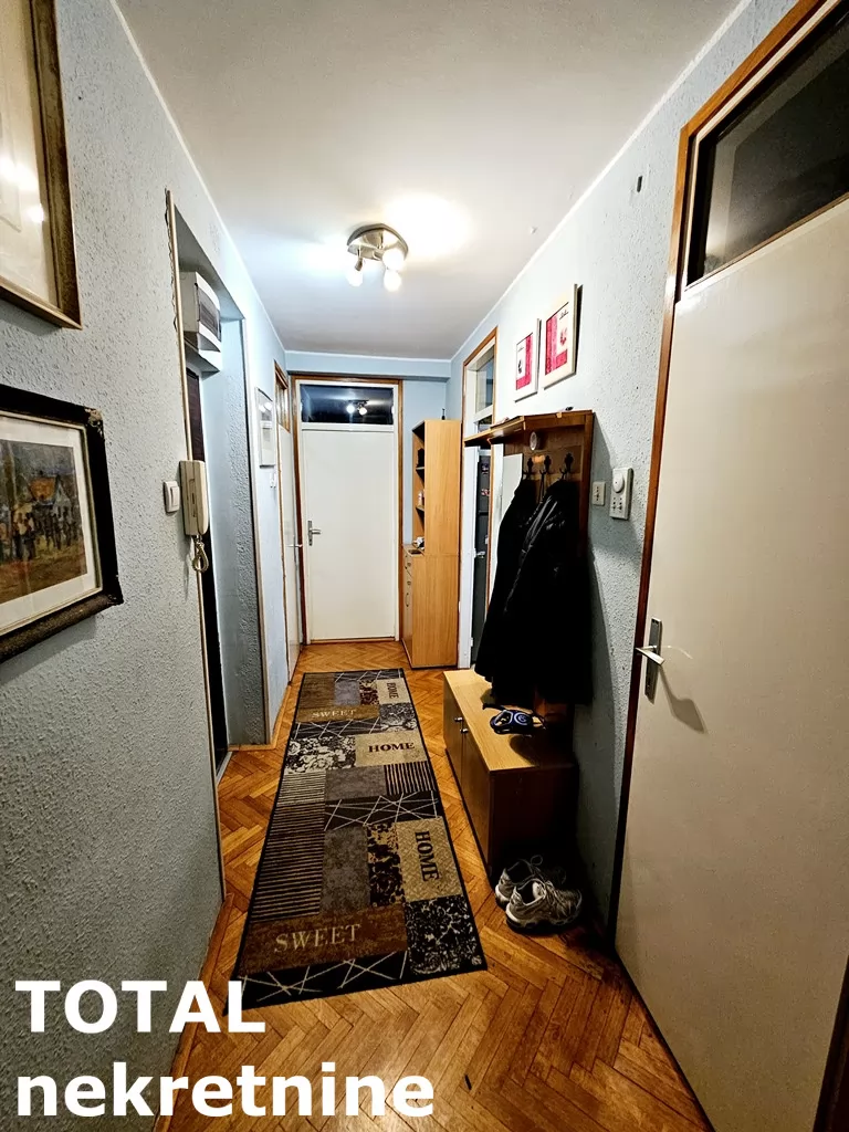 Stan,NOVI SAD,CENTAR,kv: 80.00, € 240000, ID: 1100688 4