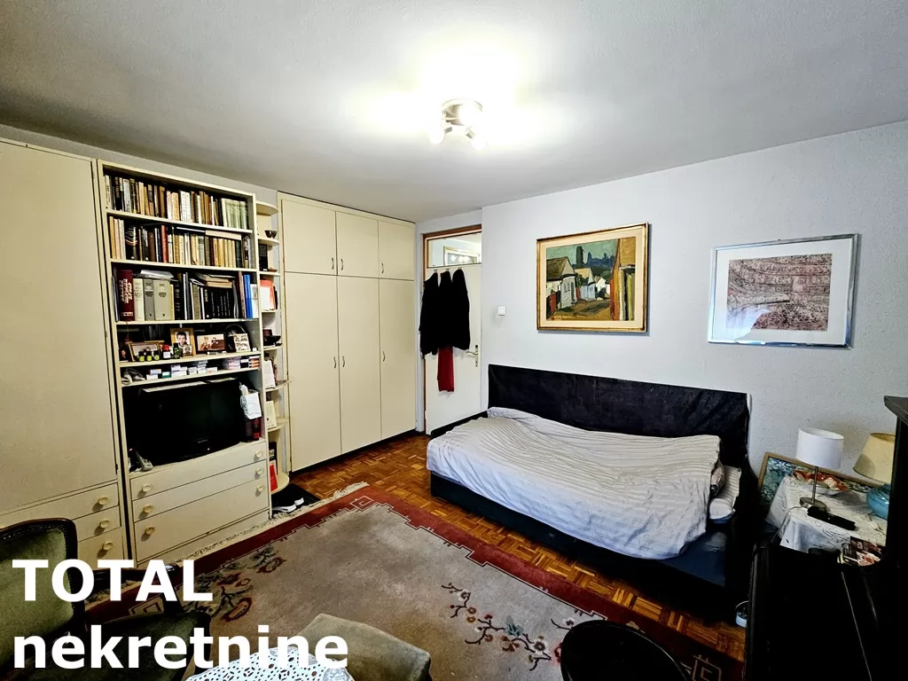 Stan,NOVI SAD,CENTAR,kv: 80.00, € 240000, ID: 1100688 7