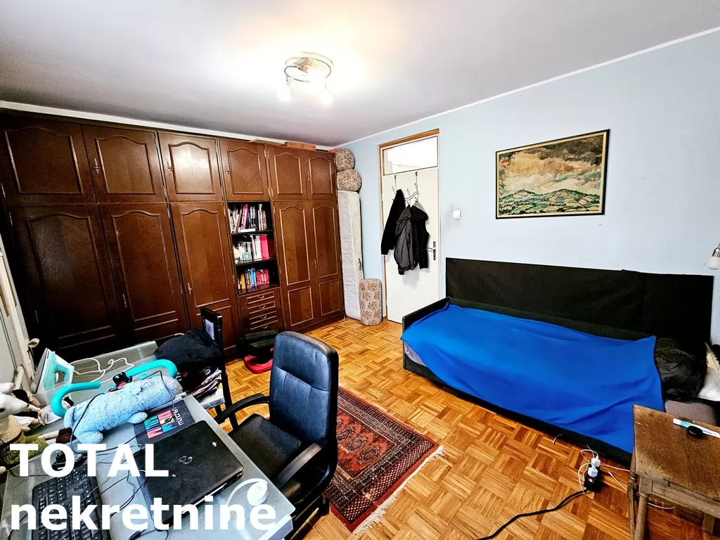 Stan,NOVI SAD,CENTAR,kv: 80.00, € 240000, ID: 1100688 9