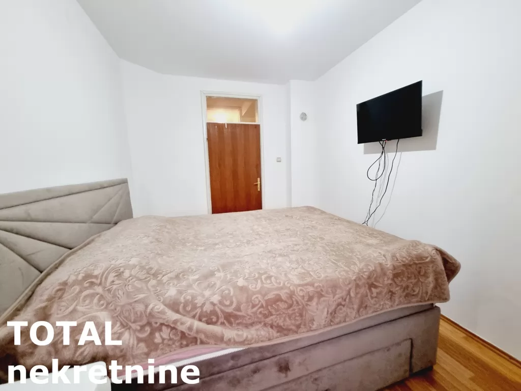 Stan,NOVI SAD,CENTAR,kv: 82.00, € 228050, ID: 1100201 12