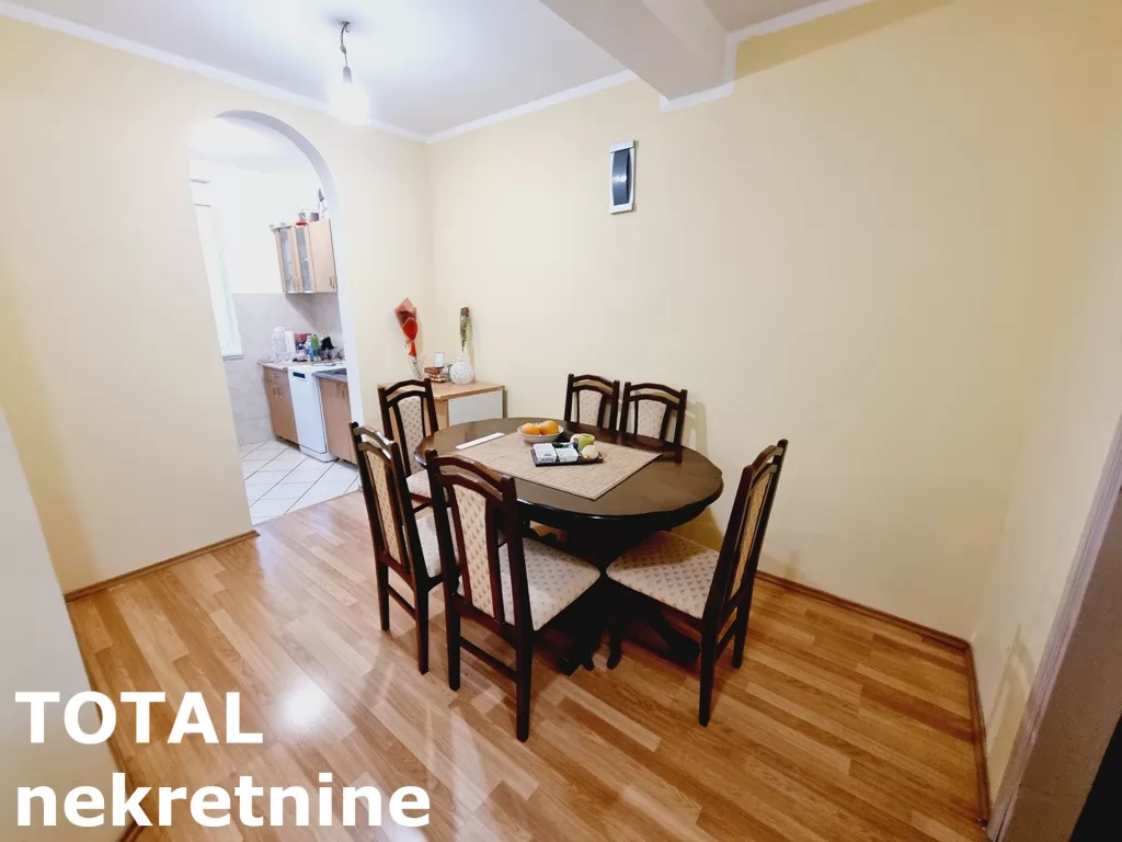 Stan,NOVI SAD,CENTAR,kv: 82.00, € 228050, ID: 1100201 4