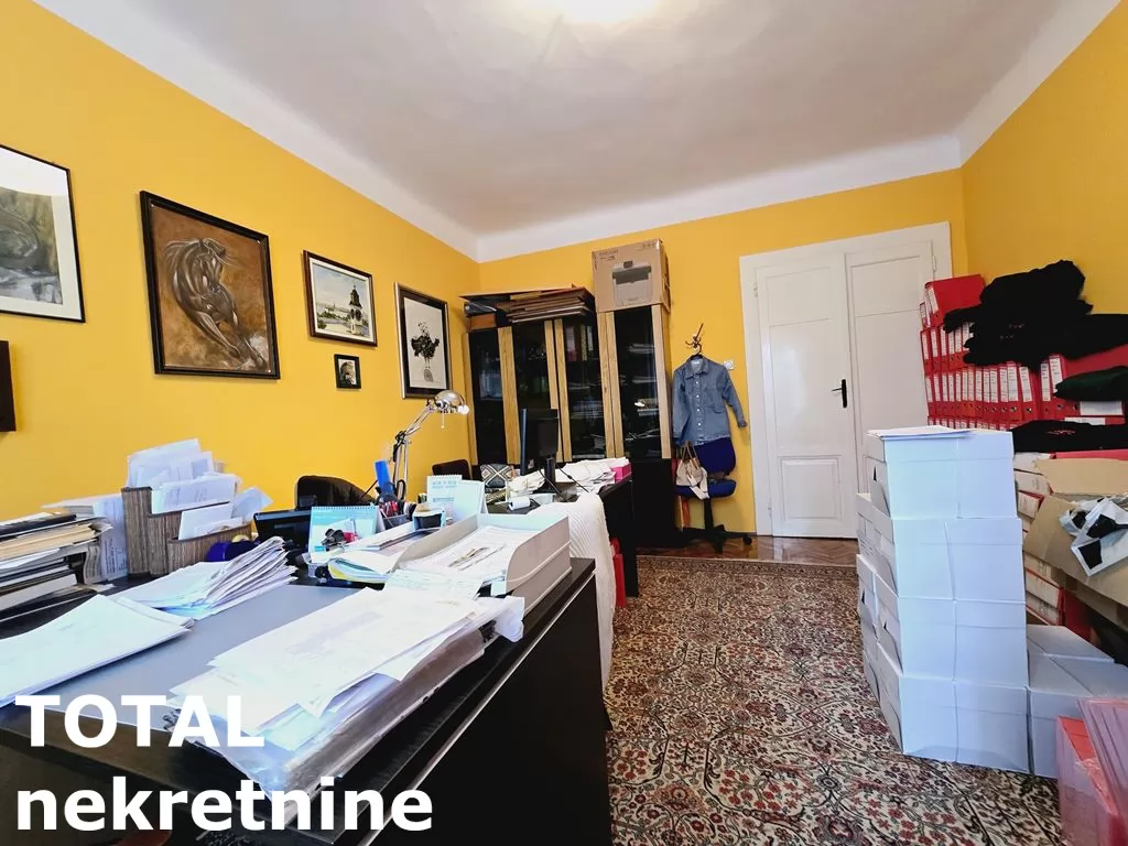 Stan,NOVI SAD,CENTAR,kv: 82.00, € 254000, ID: 1099087 4