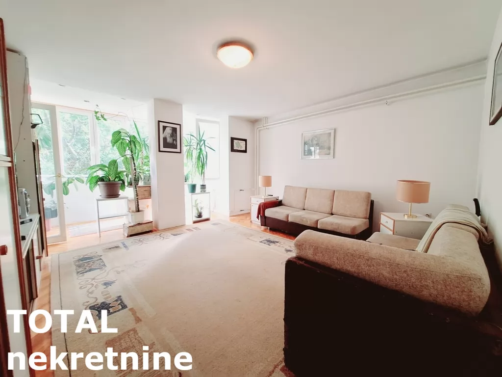 Stan,NOVI SAD,CENTAR,kv: 83.00, € 290000, ID: 1099401 1