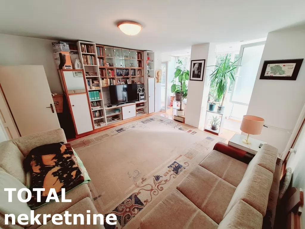 Stan,NOVI SAD,CENTAR,kv: 83.00, € 290000, ID: 1099401 11