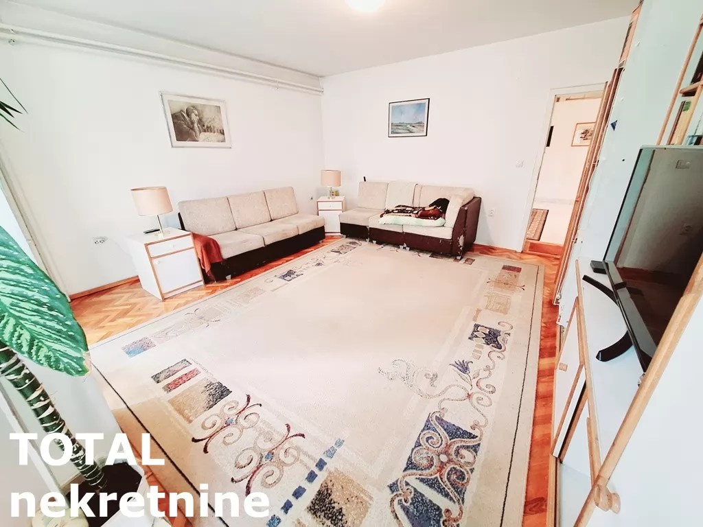 Stan,NOVI SAD,CENTAR,kv: 83.00, € 290000, ID: 1099401 13