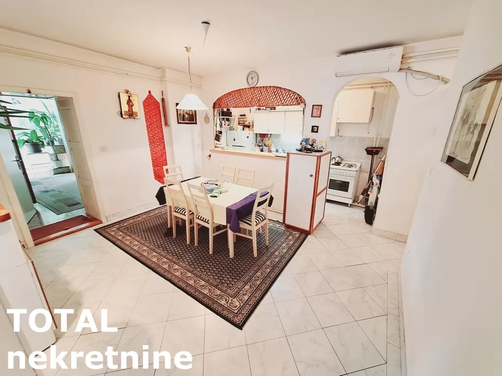 Stan,NOVI SAD,CENTAR,kv: 83.00, € 290000, ID: 1099401 8