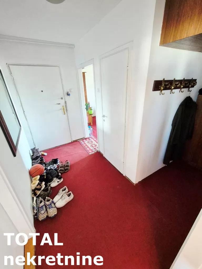 Stan,NOVI SAD,CENTAR,kv: 86.00, € 195000, ID: 1101186 12