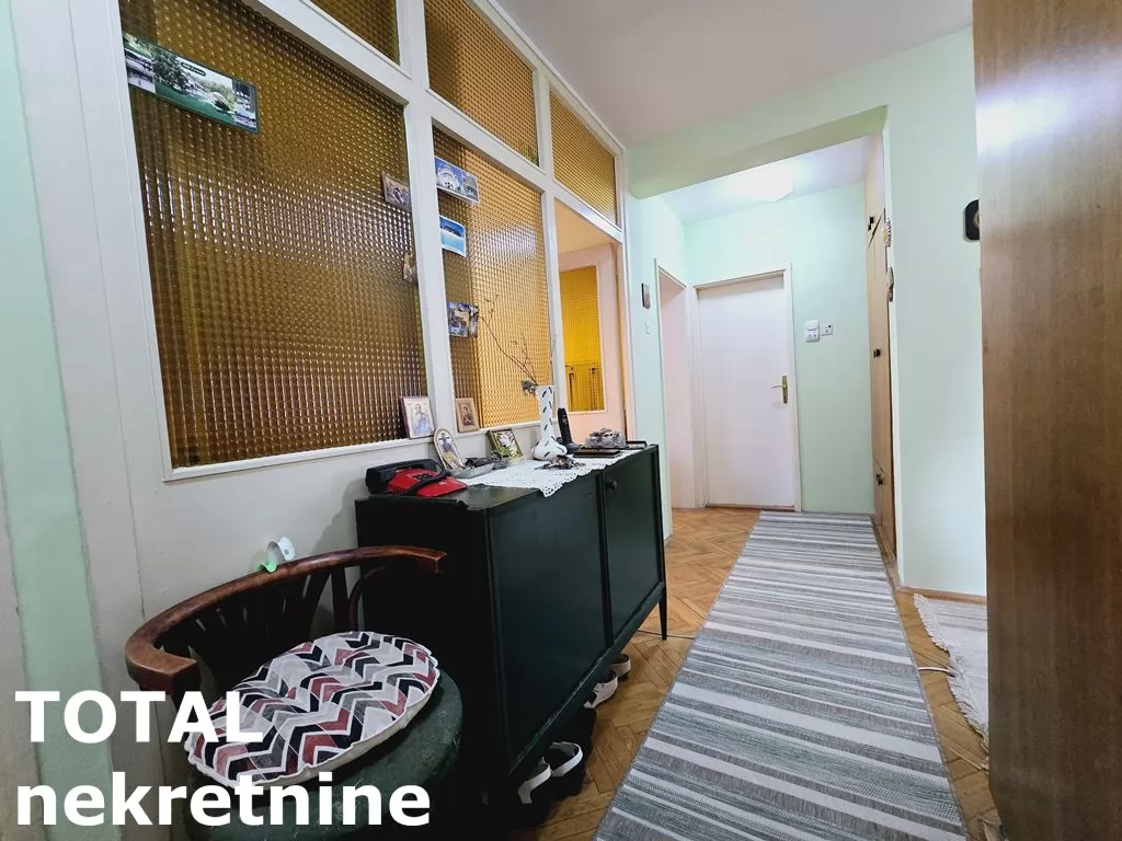 Stan,NOVI SAD,CENTAR,kv: 86.00, € 320000, ID: 1099186 8