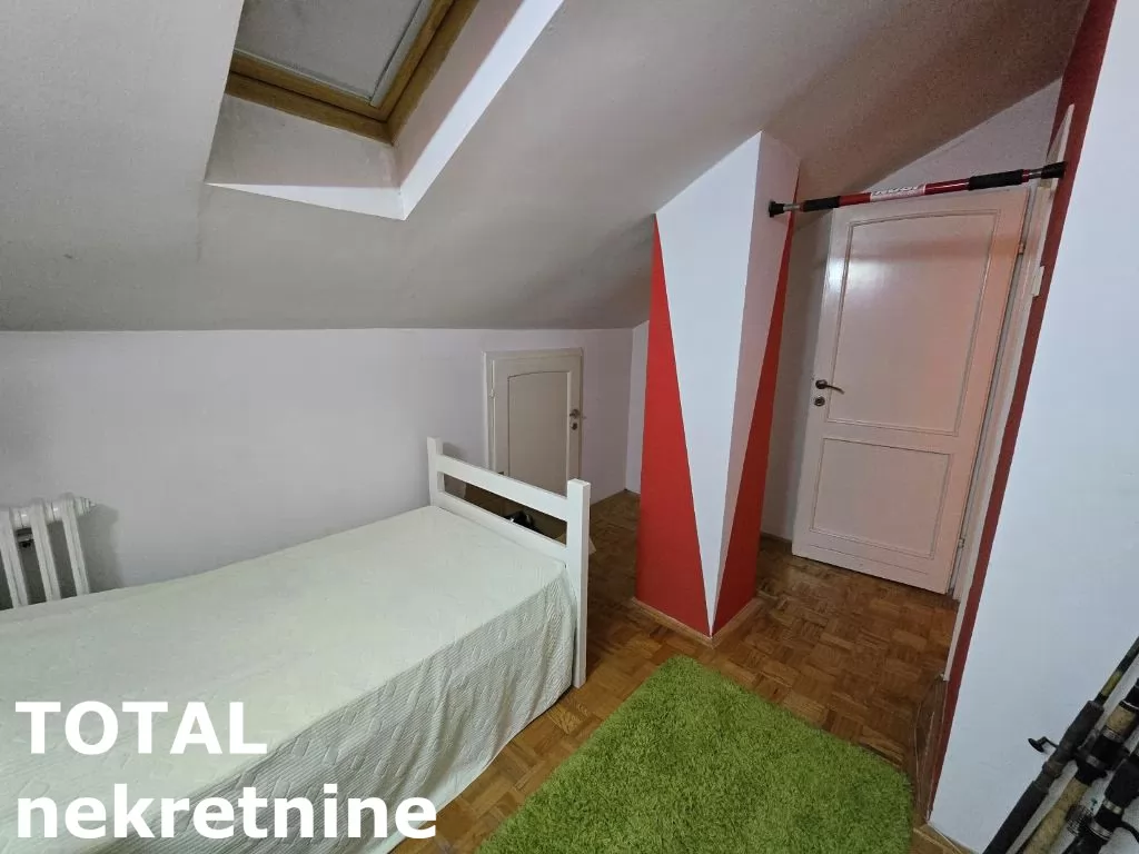 Stan,NOVI SAD,CENTAR,kv: 88.00, € 184000, ID: 1099912 9