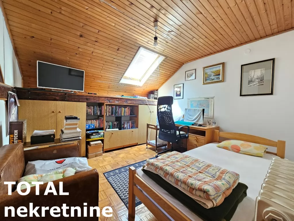 Stan,NOVI SAD,CENTAR,kv: 88.00, € 200000, ID: 1099883 11