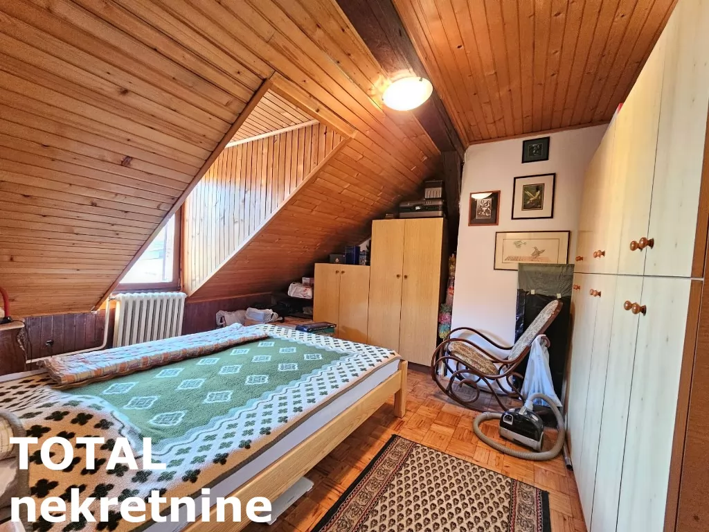 Stan,NOVI SAD,CENTAR,kv: 88.00, € 200000, ID: 1099883 15