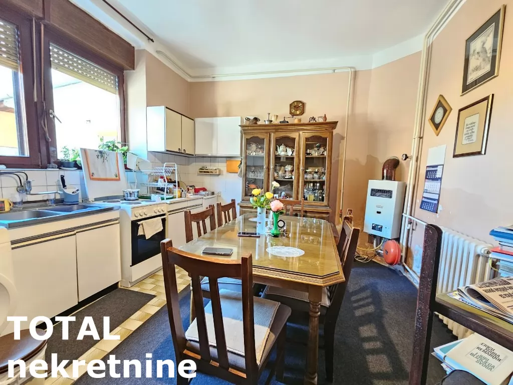 Stan,NOVI SAD,CENTAR,kv: 88.00, € 200000, ID: 1099883 7