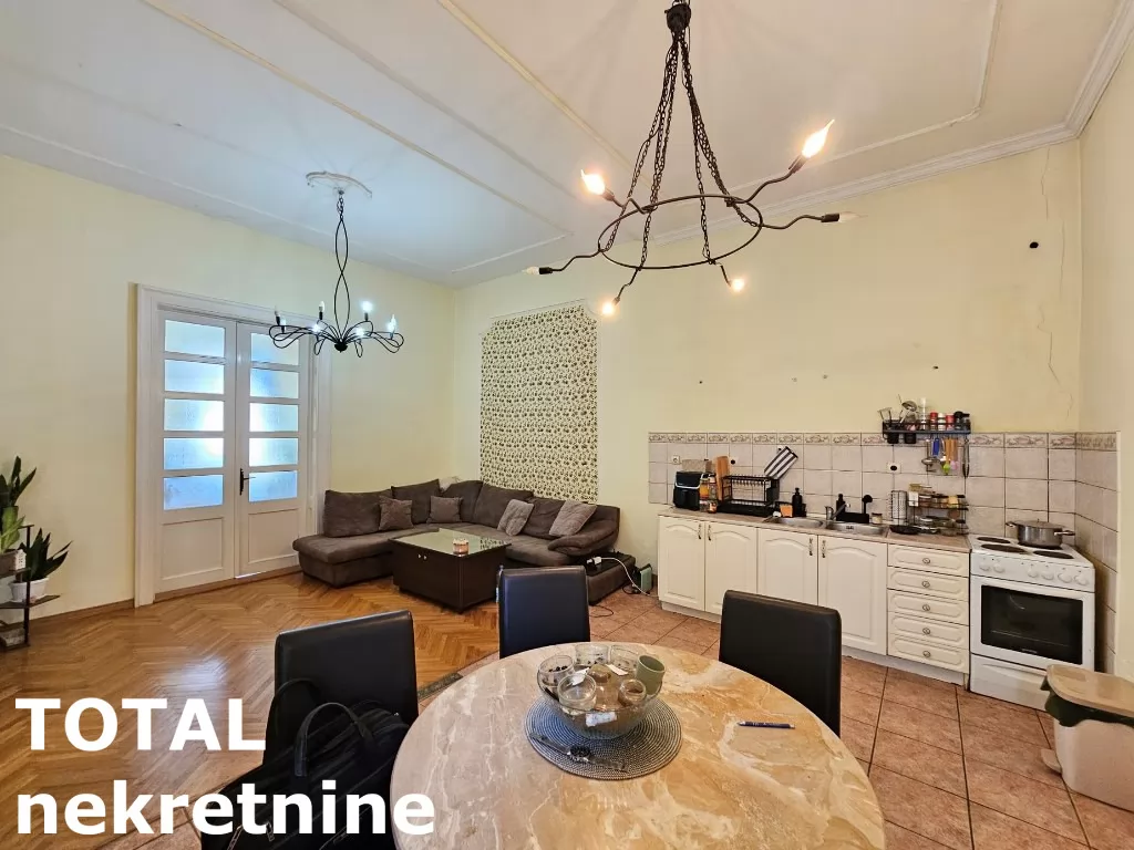 Stan,NOVI SAD,CENTAR,kv: 88.00, € 320000, ID: 1101106 1