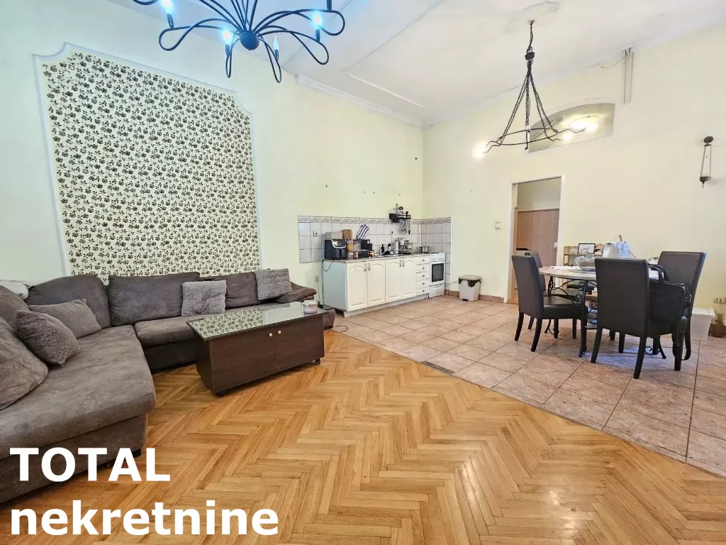 Stan,NOVI SAD,CENTAR,kv: 88.00, € 320000, ID: 1101106 5