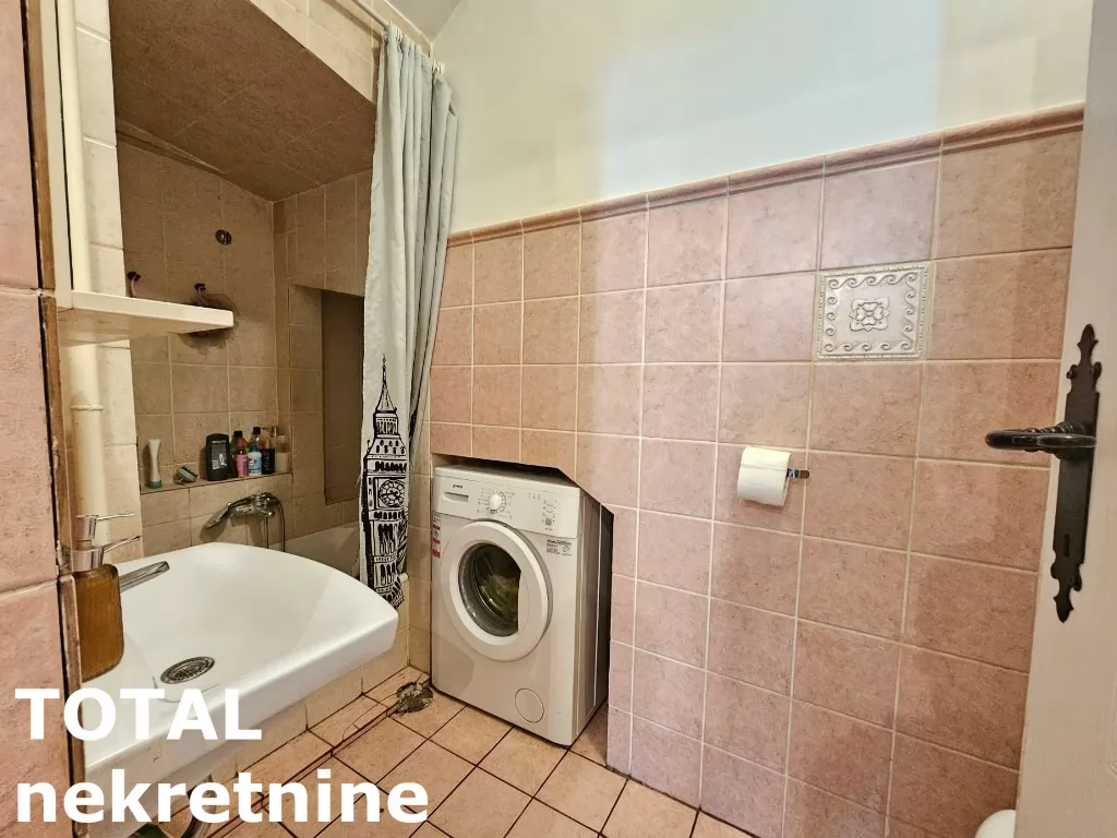 Stan,NOVI SAD,CENTAR,kv: 88.00, € 320000, ID: 1101106 7