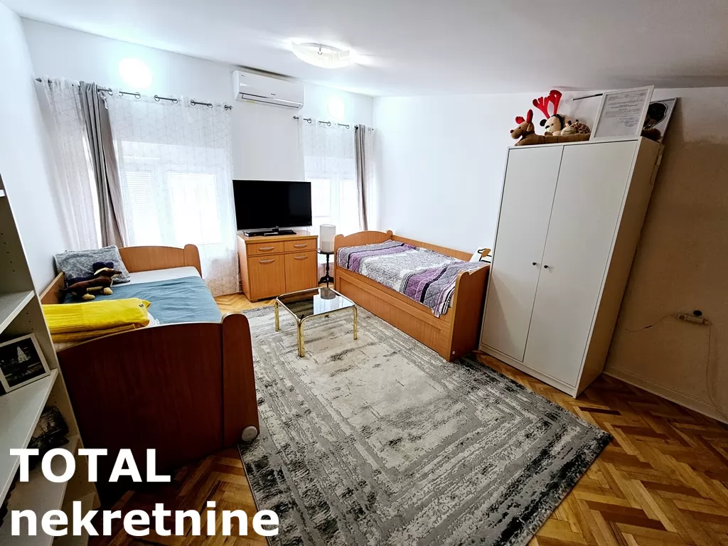 Stan,NOVI SAD,CENTAR,kv: 95.00, € 280000, ID: 1101049 7