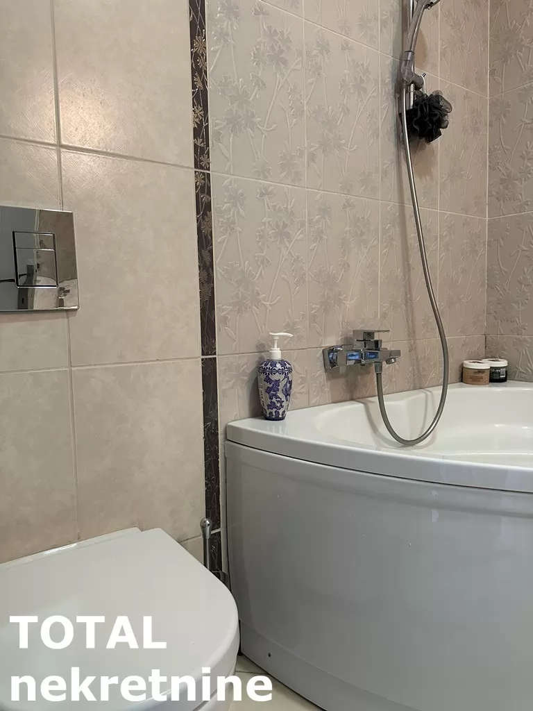 Stan,NOVI SAD,GRBAVICA,kv: 134.00, € 385000, ID: 1100031 33