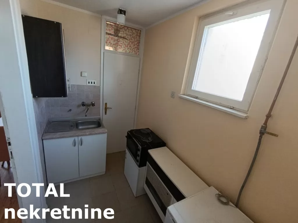 Stan,NOVI SAD,GRBAVICA,kv: 22.00, € 61800, ID: 1099817 7