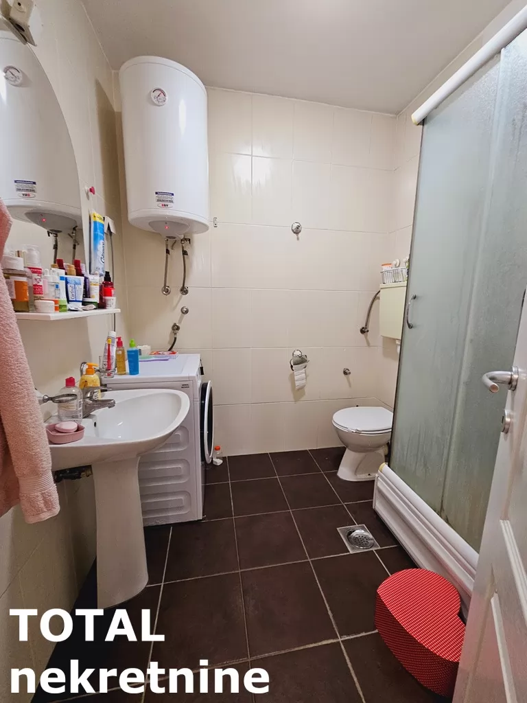 Stan,NOVI SAD,GRBAVICA,kv: 25.00, € 82400, ID: 1099225 6