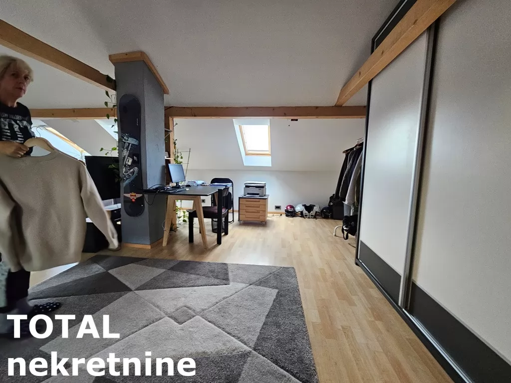 Stan,NOVI SAD,NOVA DETELINARA,kv: 143.00, € 250000, ID: 1095585 18